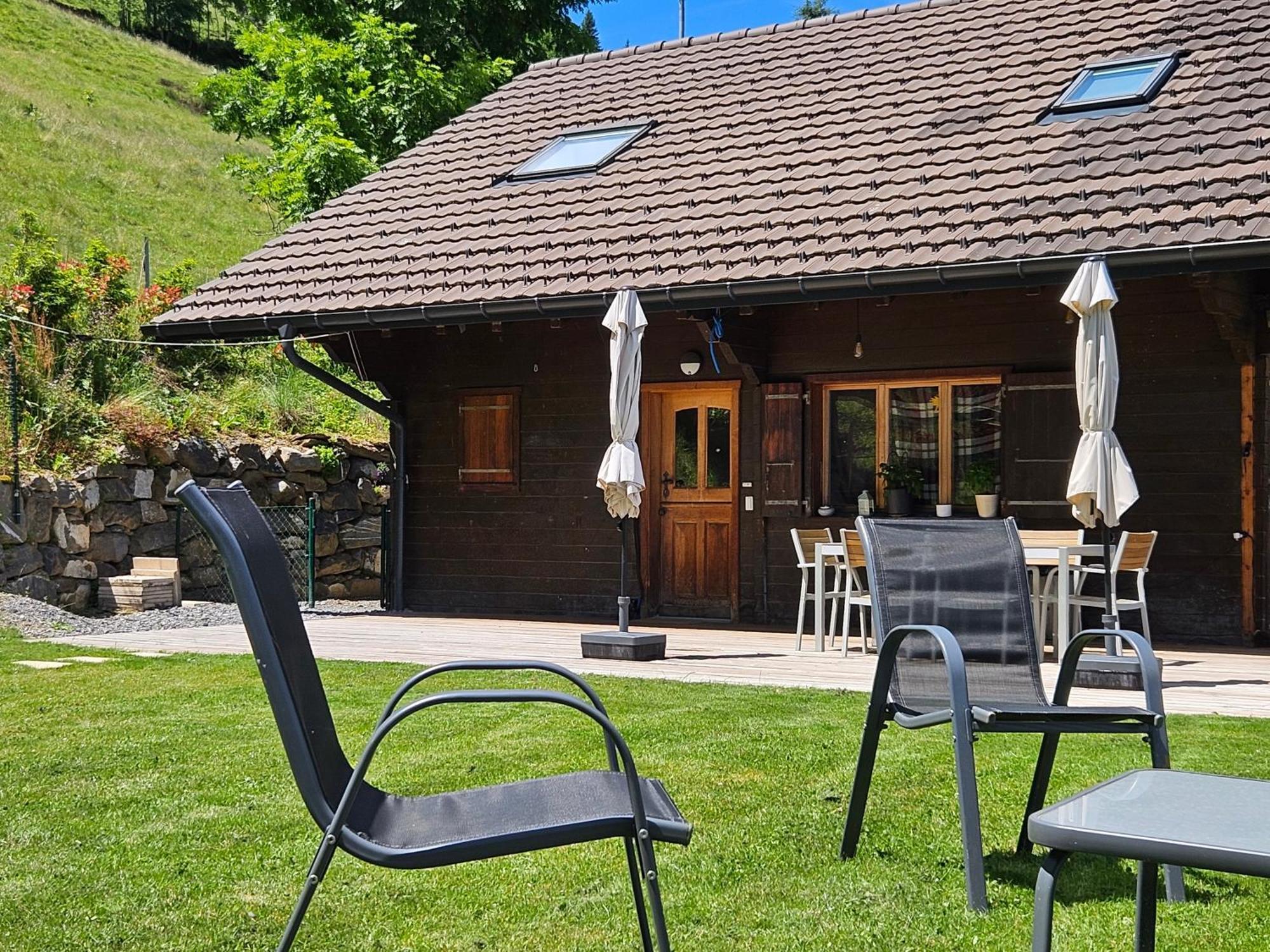 Sweet & Cosy Chalet In The Heart Of The Swiss Alps Troistorrents Екстериор снимка
